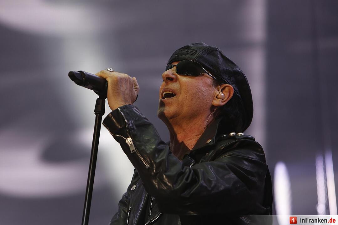 Scorpions07