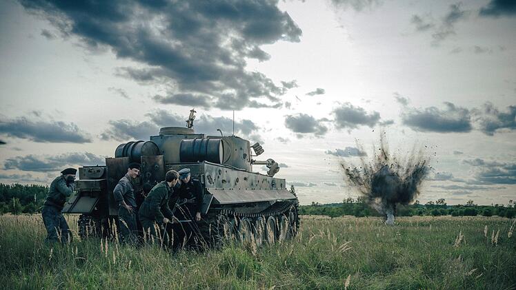 Heimlicher Hauptdarsteller des von Dennis Gansel ("Die Welle") geschriebenen und inszenierten Films "Der Tiger" ist dieser Panzer. Am 18. September 2025 startete das Kriegsdrama in ausgew&auml;hlten Kinos. Nun ist es bei Amazon Prime zu sehen.