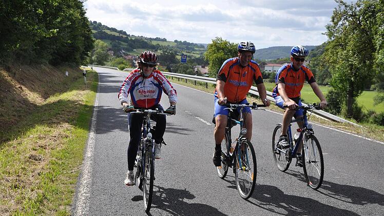 Kräftig in die Pedalen getreten wird beim Rad-Vierer. Foto: Sebastian Heurich