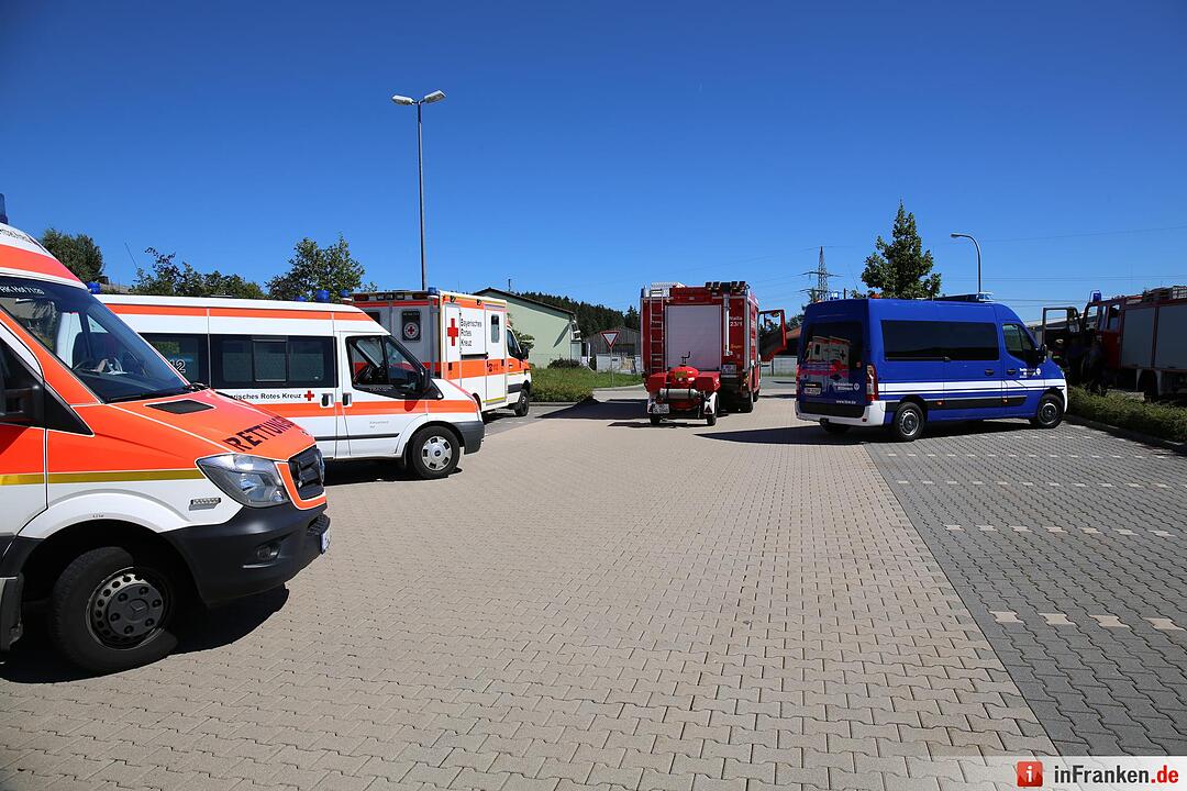 Gasaustritt nach Baggerarbeiten am Krankenhaus in Naila