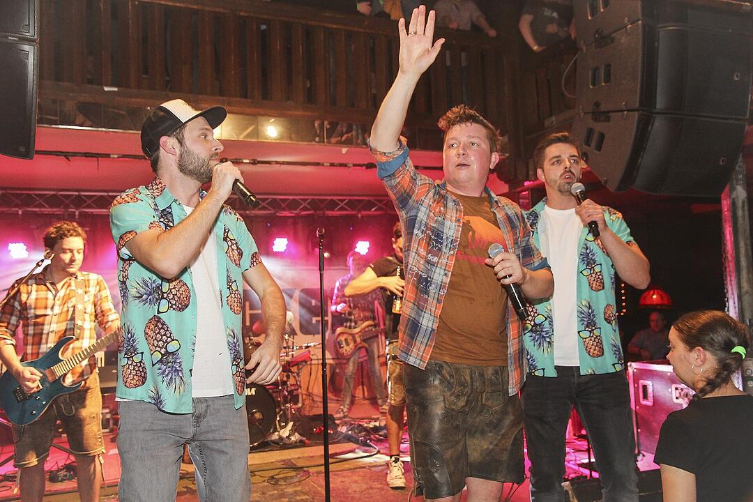 Partystimmung mit den Dorfrockern