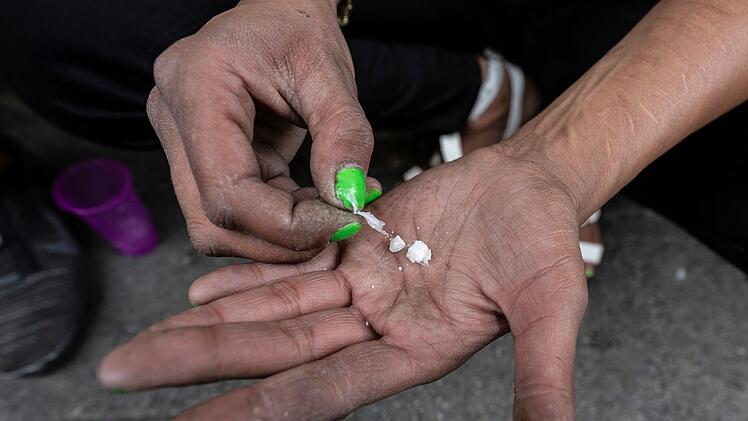 Offene Drogenszene im Bahnhofsviertel Frankfurt