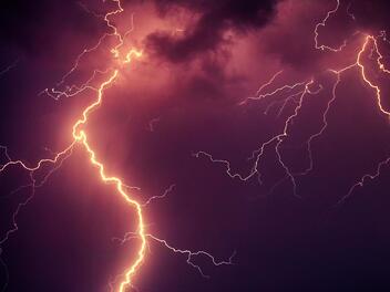 Nürnberger Land: Deutscher Wetterdienst warnt vor starkem Gewitter