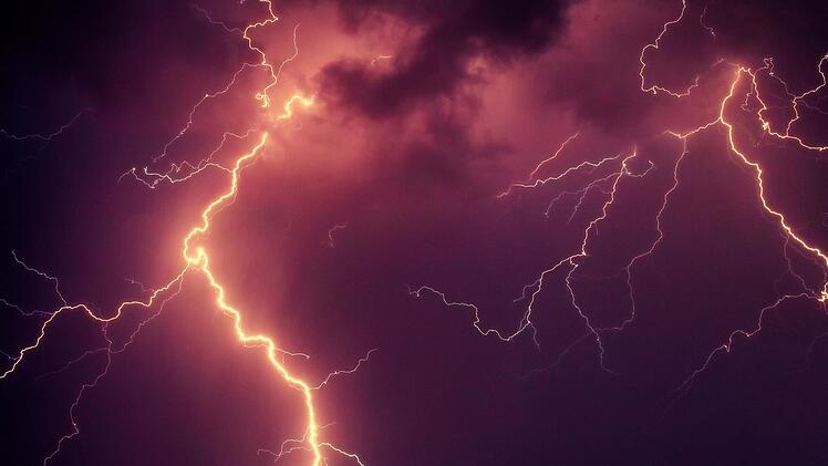 Nürnberger Land: Deutscher Wetterdienst warnt vor starkem Gewitter