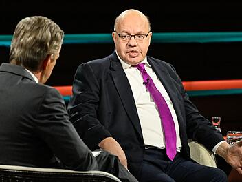 Ex-Bundeswirtschaftsminister Peter Altmaier lobte bei "Markus Lanz" die Reformf&auml;higkeit der Regierung unter Angela Merkel.