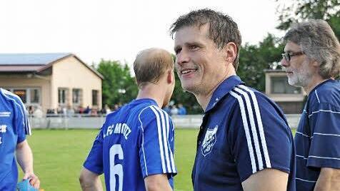 FC-Trainer Heinrich Föhrweiser ist zuversichtlich.  Foto: Archiv/H. Kalb