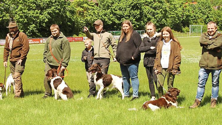 Die Jäger präsentierten bei der Naturschau in Ebelsbach ihre Jagdhunde aus verschiedensten Rassen.