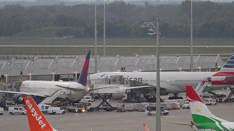 Nach Drohnensichtung am Flughafen München - Flugbetrieb