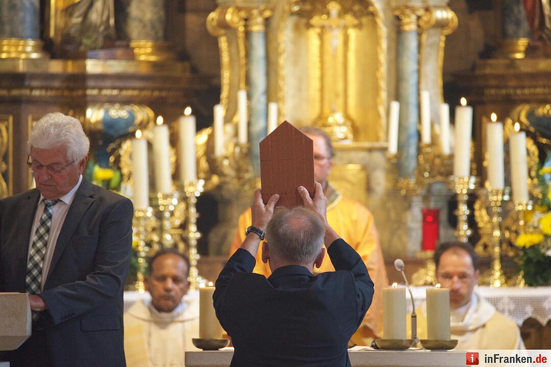 Nach einjähriger Kirchensanierung: Hannberg feiert die Wiedereröffnung der Wehrkirche der Pfarrei Geburt Mariens Hannberg