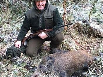 Landrat Thomas Habermann, selbst passionierter Jäger, sprach beim Schwarzwild-Symposium in Oberelsbach über die Schwarzwildbejagung.  Foto: Habermann