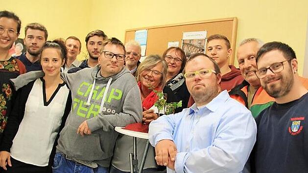 Das "Meilenstein"-Projekt konnte mittlerweile ein großes Netzwerk aufbauen, um Jugendlichen zu einem selbstbestimmten Leben zu verhelfen - und das wurde beim Tag der offenen Tür gefeiert.  Foto: Theresa Schiffl