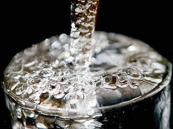 Die FWO kooperiert bei der Trinkwasserversorgung mit der Frankenwaldgruppe. Foto: Oliver Berg/dpa