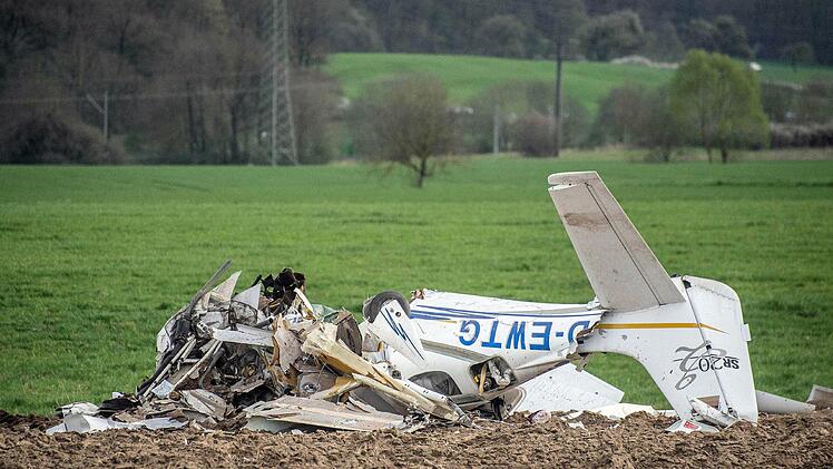 Bei einem Zusammenstoß von zwei Kleinflugzeugen bei Schwäbisch Hall sind am Sonntag mindestens zwei Menschen gestorben. Foto: SDMGKohls/dpa