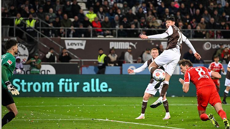 Am 11. April verliert der FC St. Pauli im heimischen Millerntorstadion seine Bundesligapartie gegen den &uuml;berm&auml;chtigen FC Bayern mit 0:5. Manche sagen, Werte seien an diesem Spielort wichtiger als das nackte Ergebnis.