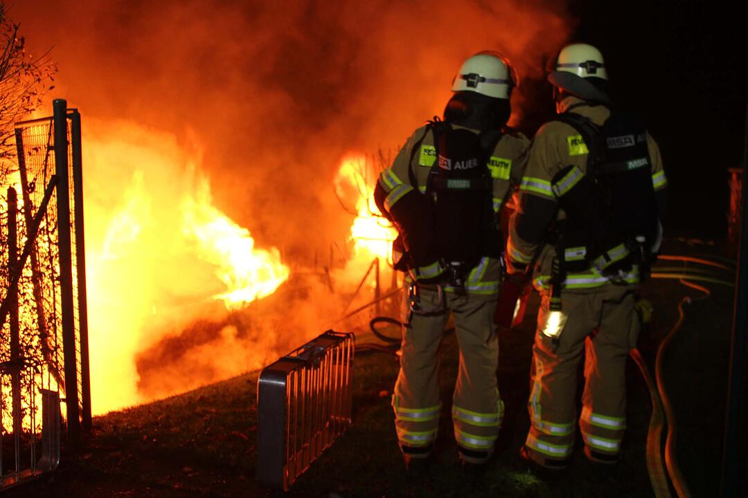 Bayreuth: Gartenkolonie geht in Flammen auf