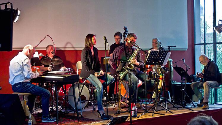 "Project J" beim Auftritt im Haus Contakt. Foto: Jochen Berger