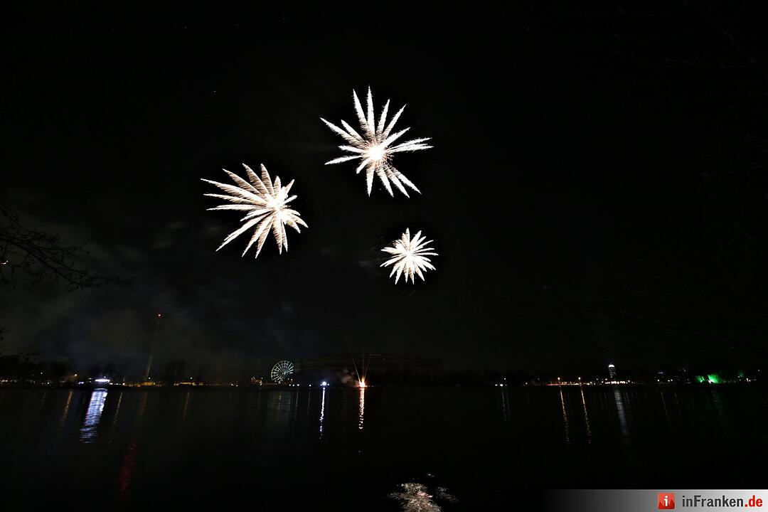 Abschlussfeuerwerk Volksfest Nürnberg