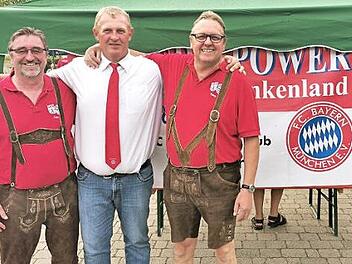 Die drei neuen Ehrenmitglieder (von links) Leonhard Will, Roland Witzgall und Franz Thierauf  Foto: Klaus-Peter Wulf
