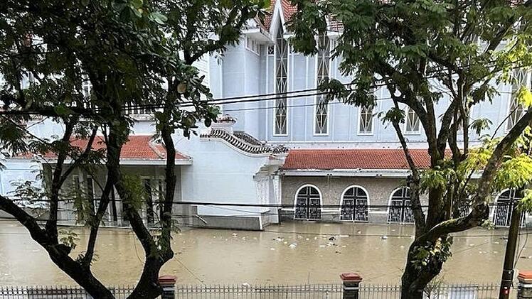 Überschwemmungen in Vietnam