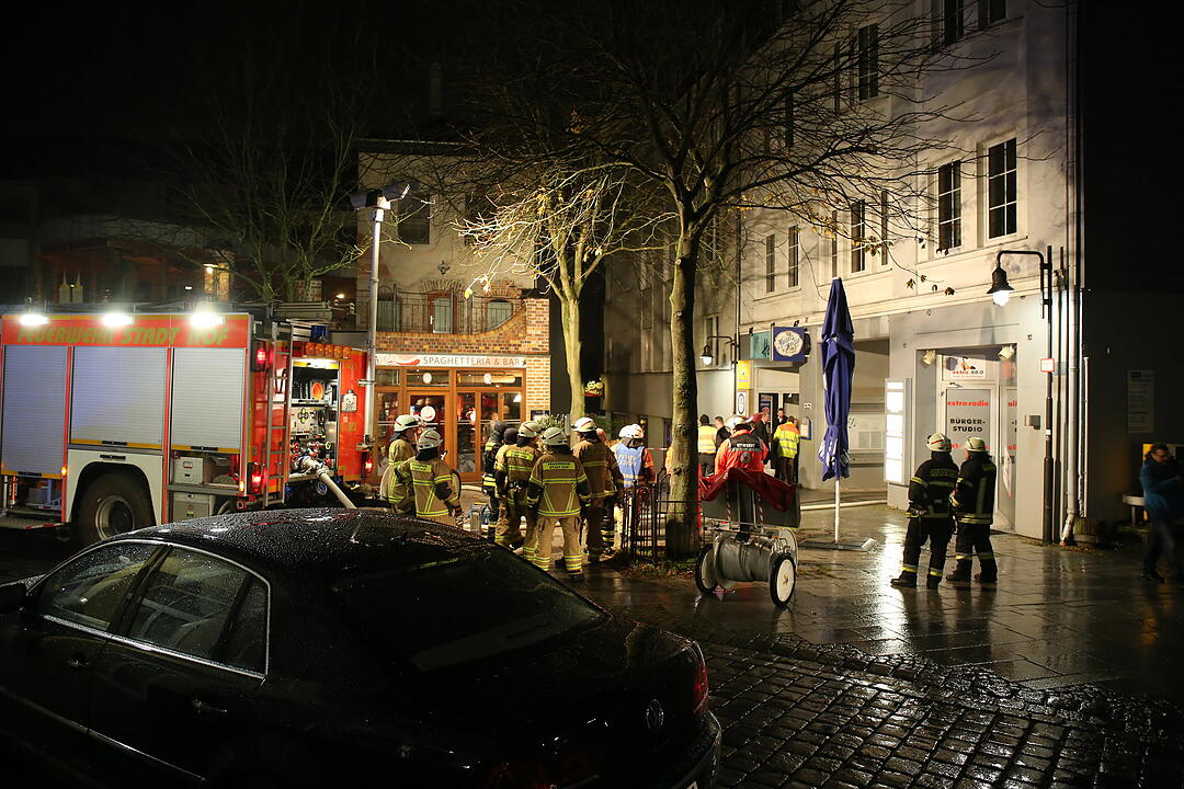 Hof: Schwerverletzter bei Wohnungsbrand