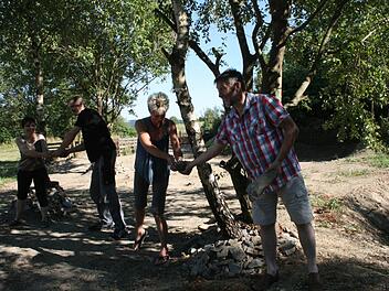 Für das Avalon-Nord-Projekt muss noch so mancher Stein bewegt werden (von links): Ana Wagner, Holger Wagner, Gabi Dietzsch und Stephan Roger. Foto: Carina Kuhnlein