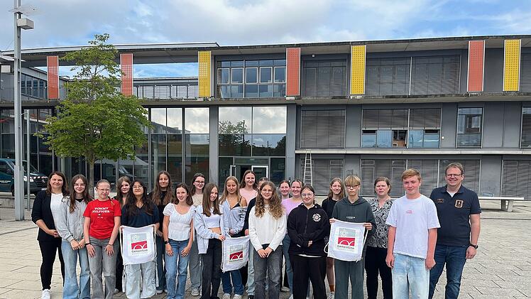 Kitzinger Jugend zeigt Engagement - 35 Schüler ausgezeichnet