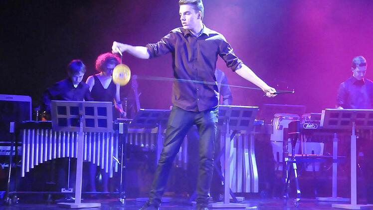 Rasend schnell Stefan Nieland mit dem Diabolo. Foto: Peter Klopf