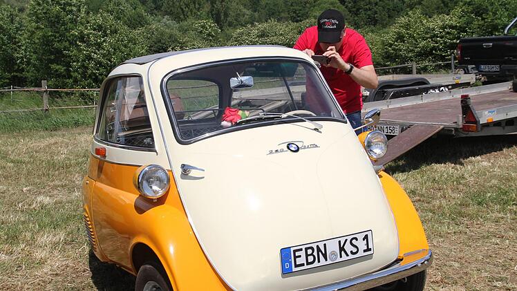 Vielbestaunte Raritäten waren zu sehen, wie hier eine Isetta.