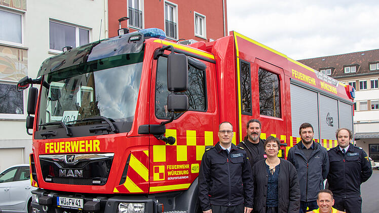 Würzburg: Ampeln bevorrechtigen die Feuerwehr im Notfall - Stadt stellt Technik vor