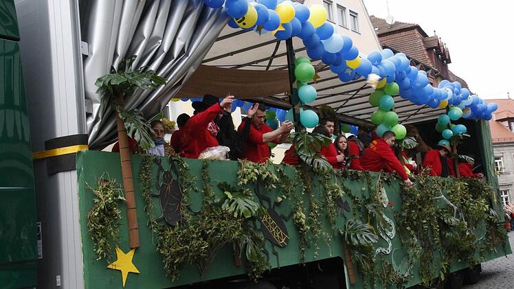 Ein Wagen wie dieser aus dem Jahr 2015 wird 2017 in Forchheim nicht mehr erlaubt sein. Foto: Josef Hofbauer