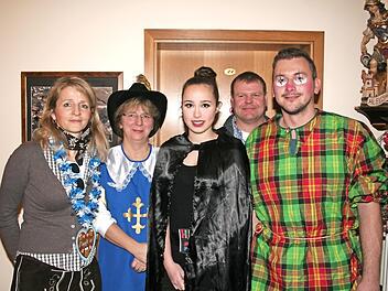 Die Gewinner des Strohschießens (v. l.): Brigitte Stifter, Angelika Batz, Eva Heumann, Hans-Josef Werner und Sebastian Bertholdt Foto: privat