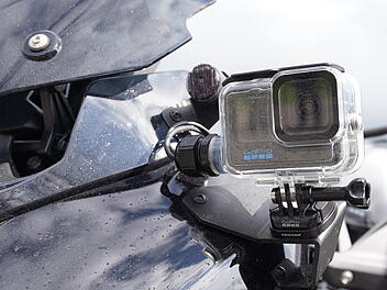 A3 bei H&ouml;sbach: Motorrad f&auml;hrt doppelt so schnell wie erlaubt