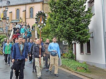 Die Leutenbacher Wallfahrt ging an Pfingsten nach Marienweiher (Landkreis Kulmbach).