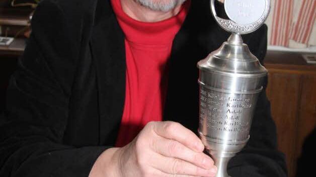 Günther Köhler (61) ist stolz, dass er manchmal ein ziemlich glückliches Händchen hat. Er hat auch schon einmal den Jahrespokal gewonnen.