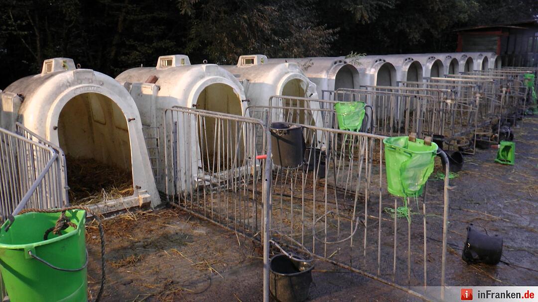 Hoher Sachschaden bei Scheunenbrand in Knetzgau