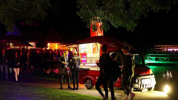 Impressionen von der Nacht am See in Trebgast  Foto: Monika Limmer