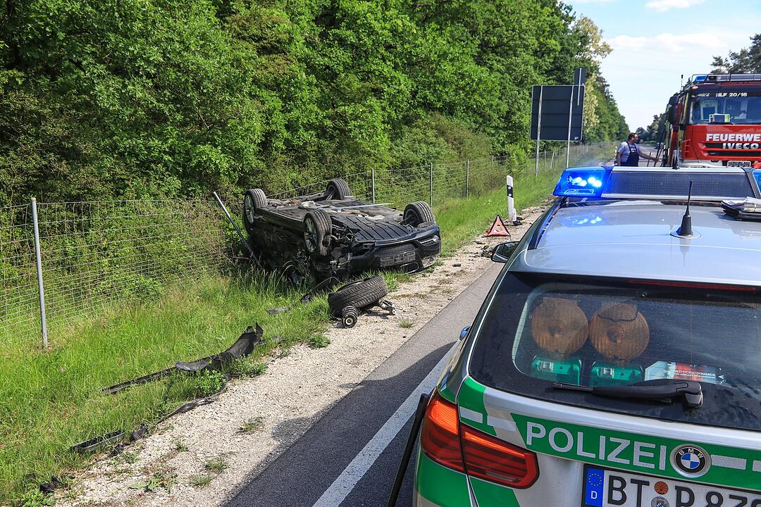 Crash mit Gegenverkehr – vier Menschen bei Strullendorf verletzt