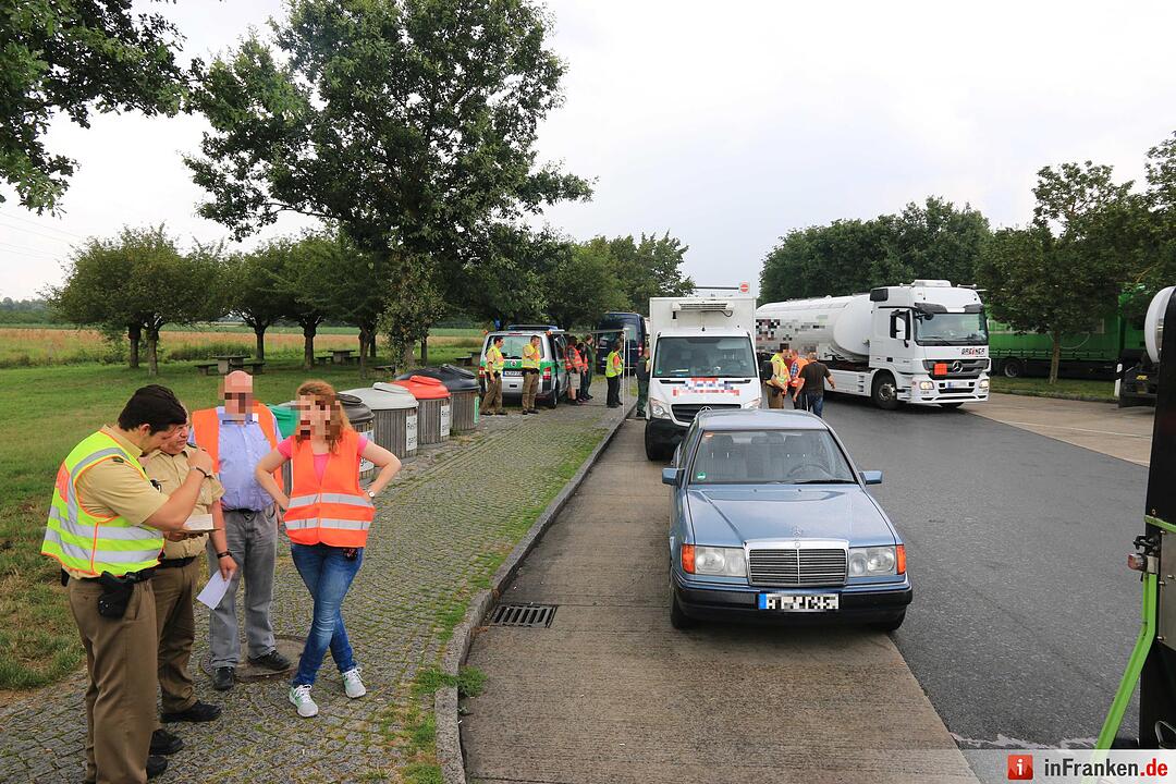 Polizeigroßkontrolle auf der A73 am Rastplatz Regnitztal