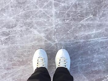 Winterzeit ist auch Eislauf-Zeit: Doch wo kann ich in Bamberg und Umgebung Schlittschuhlaufen gehen? Foto: Symbolbild / pixabay.com /  marikav