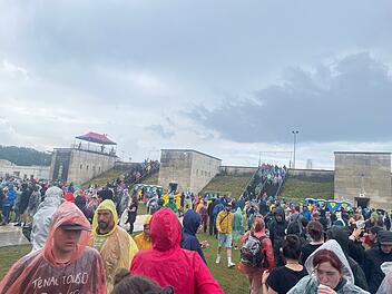 Rock im Park 2022: Starkregen erreicht Festivalgelände - auch schwere Gewitter möglich