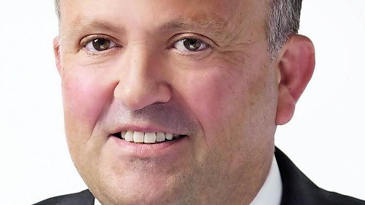 Periklis Nassios, der Geschäftsführer des Bereichs Sitzsysteme bei Brose  Foto: Peter Lehnert