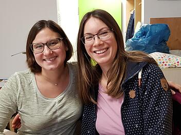 Sabrina Thomann und Christine Koch sind die beiden Erzieherinnen, die sich um die Naturkäfer kümmern. Sie sind selbst gerne draußen und begeistern sich für die Entdeckungsfreude der Kinder.Brigitte Krause