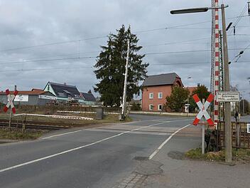 Der Bahnübergang in Altendorf. Foto: Ronald Rinklef