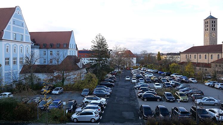 Landkreis Würzburg: Mehr Platz, mehr Anforderungen - Landratsamt gibt Pläne für Neubau bekannt