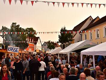Abendstimmung auf der Kirchweih - so schön kann es sein.   Fotos: Gemeinde Memmelsdorf