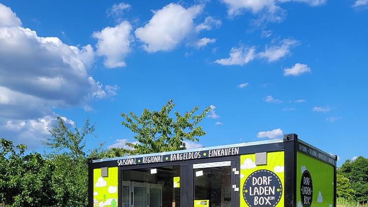Erste "Dorfladenbox" in Franken feiert Eröffnung - Betreiber erläutert Konzept
