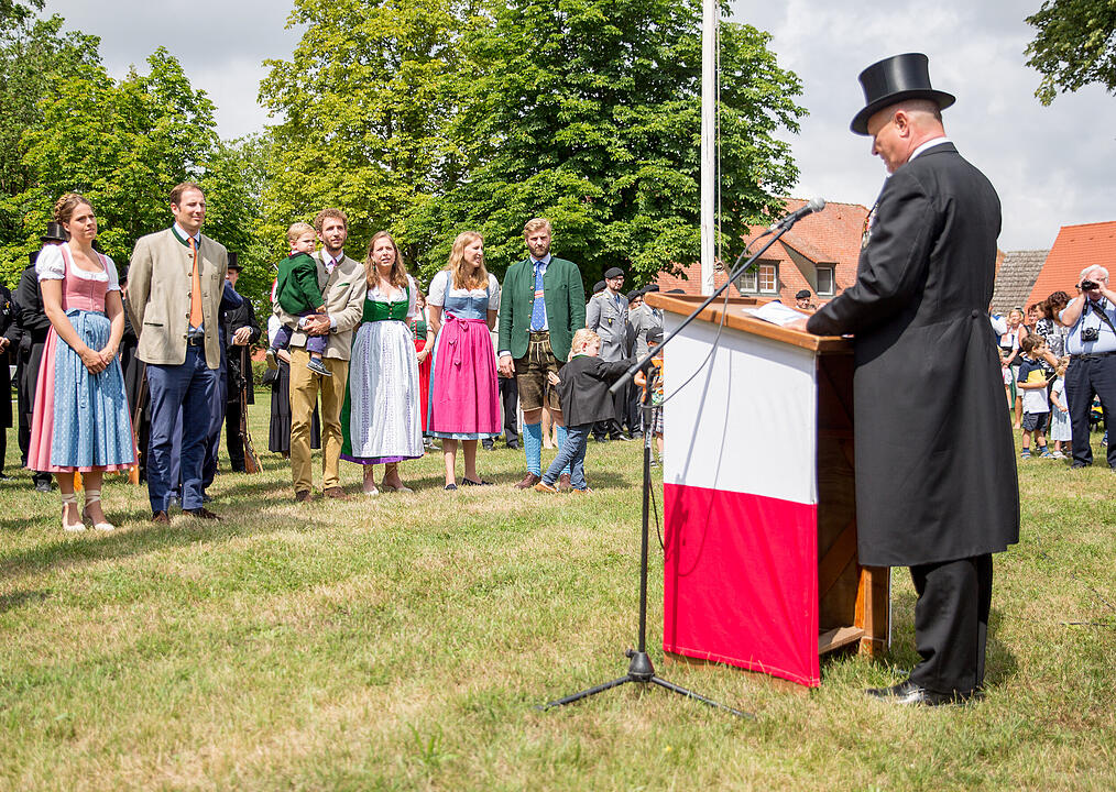 Heimf&uuml;hrung der Braut des F&uuml;rsten Castell-R&uuml;denhausen
