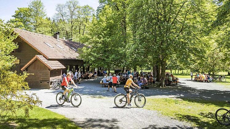 Auch diese Blockh&uuml;tte im Waldnaabtal ist Teil der Entdeckervorschl&auml;ge.