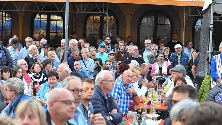 Viele Besucher waren gekommen.