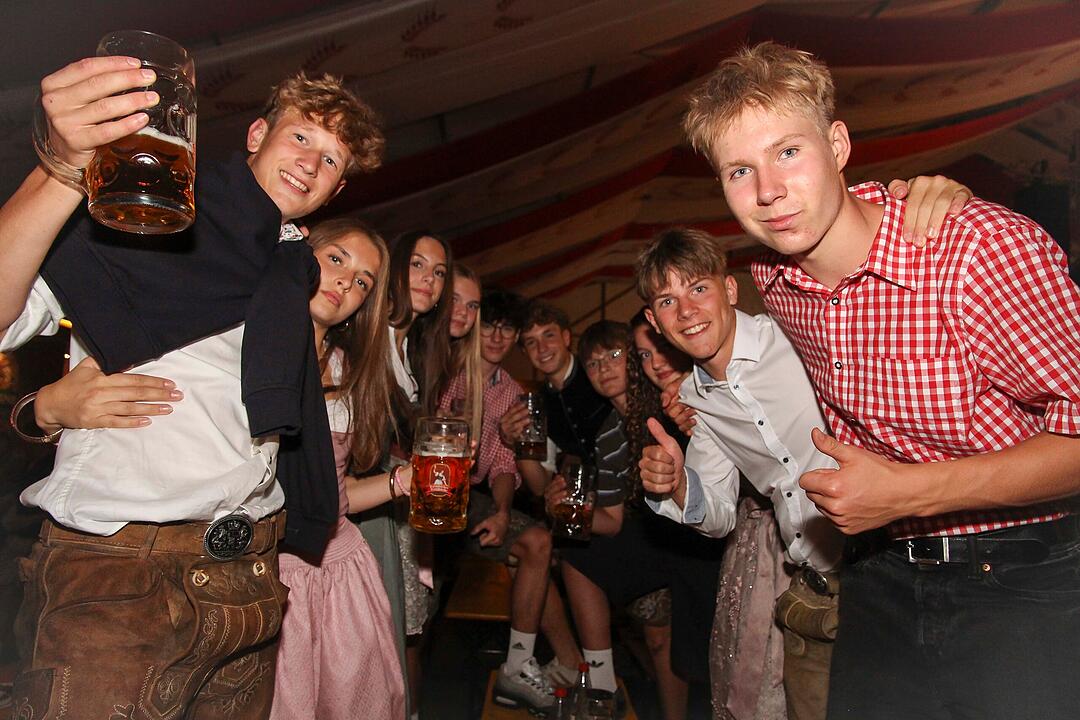 Am letzten Tag vom Bierfest wurde nochmal richtig gefeiert.